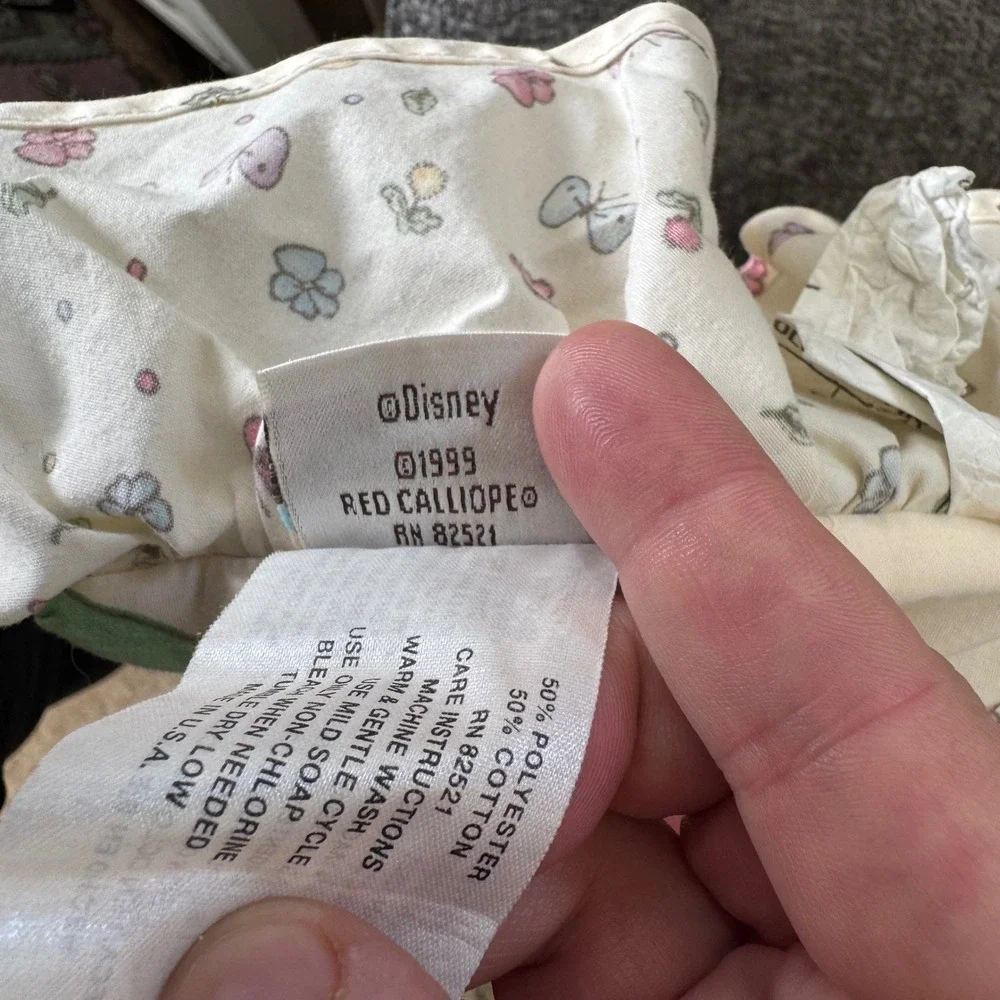 Vintage Disney Classic Pooh Baby Quilt Cream Pink 1999 Vintage Ruffle Blanket